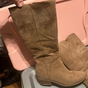 Old Navy High Boots - 8